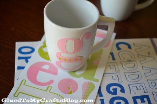 DIY Painted Mugs - That Won't Wash Away {Craft}