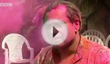 Getting painted at the Holi Festival in India - BBC